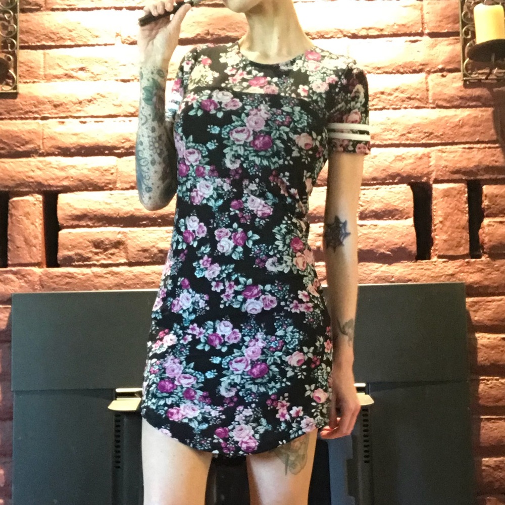 Floral dress with striped sleeves